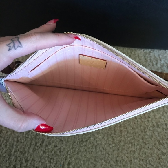 SOLD!! - Picture 3 of 5